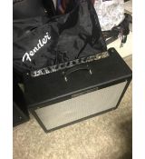 Fender De Luxe Reverb 65W, 2 CHannel, Reverb, 2x12" Repro, zánovní stav