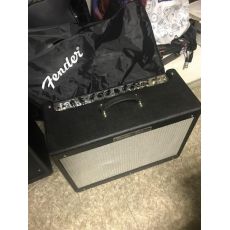 Fender De Luxe Reverb 65W, 2 CHannel, Reverb, 2x12" Repro, zánovní stav