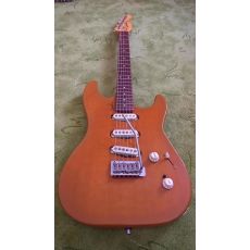 Godin Progression 2011 el. kytara typu Strat, dvojzvratné tremolo, Canada