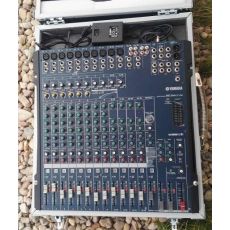 Yamaha MG166CX USB analogový mix. pult 12 vstupů , efekty, compressor 1-4 XLR