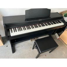 Roland KR501 CB Black Matný 300 zvuků, 72 doprovodů, klad. mechanika 06/24 copy